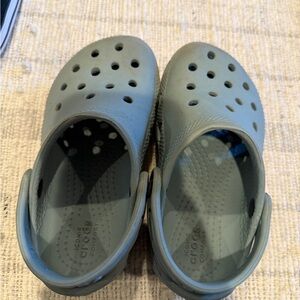 Kids Crocs Classic Clog - Gray